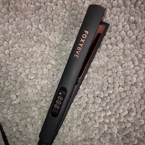 FOXYBAE Hair Straightner - Sleek Flat Iron (Rose Gold Titanium) - Picture 5 of 9